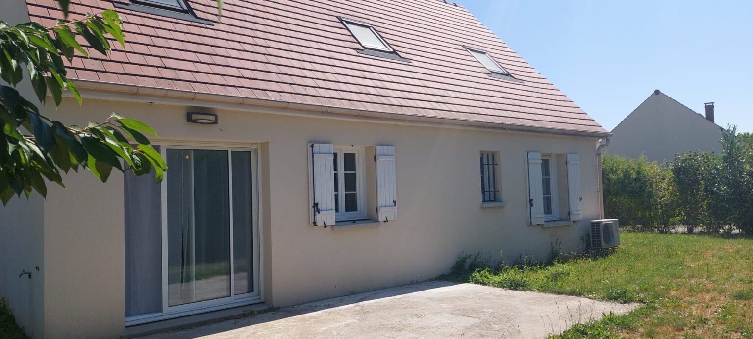 A vendre avec MEGAS immo! Maison neuve proche Cergy – L'alliance parfaite entre ville et nature