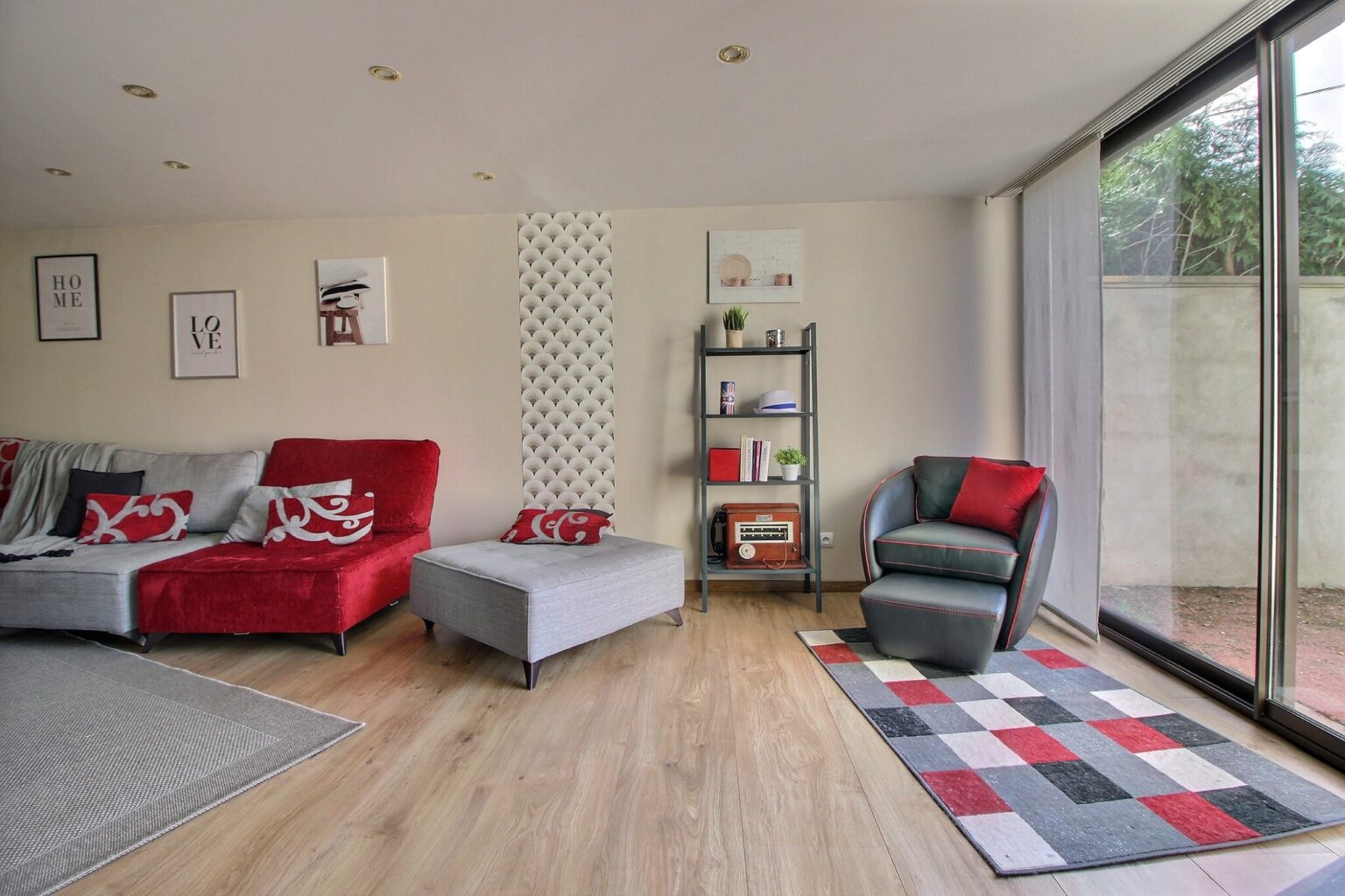 {"discarded_img":0,"scene":2}