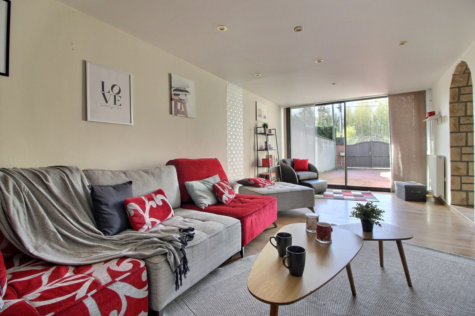 {"discarded_img":0,"scene":2}